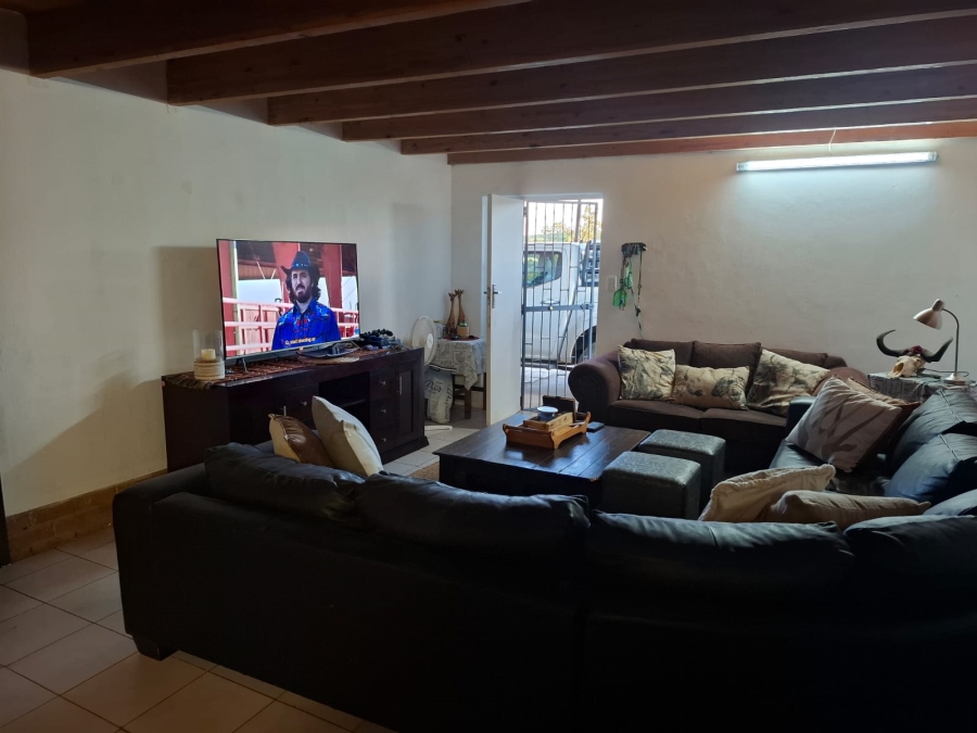 5 Bedroom Property for Sale in Koster North West